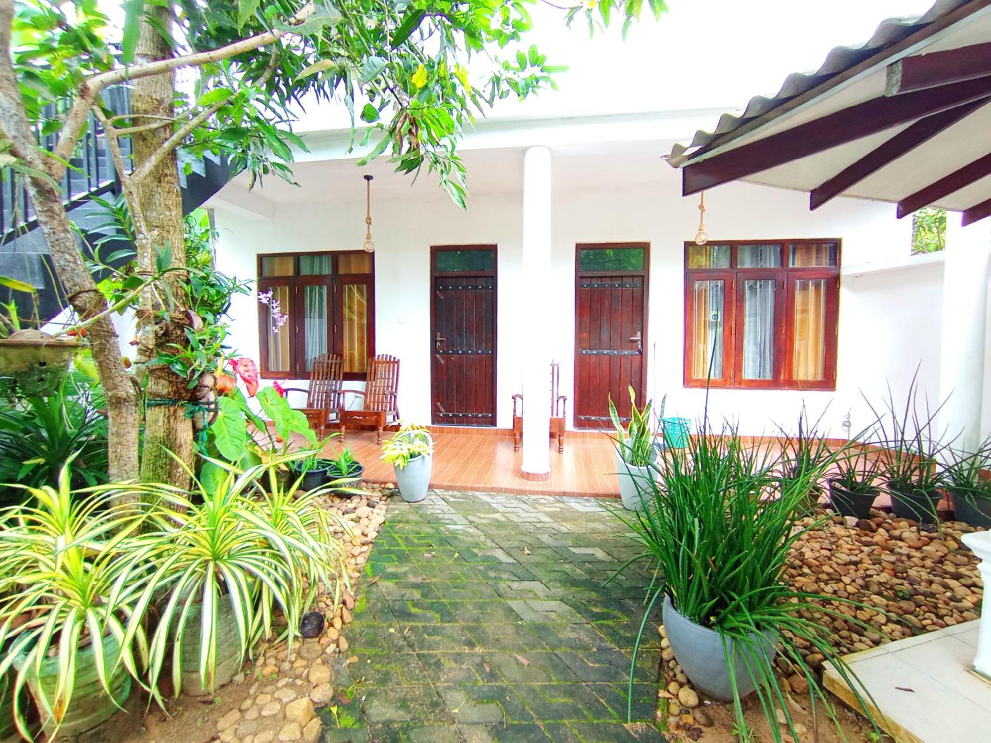 S & K Resort Mirissa Exterior photo
